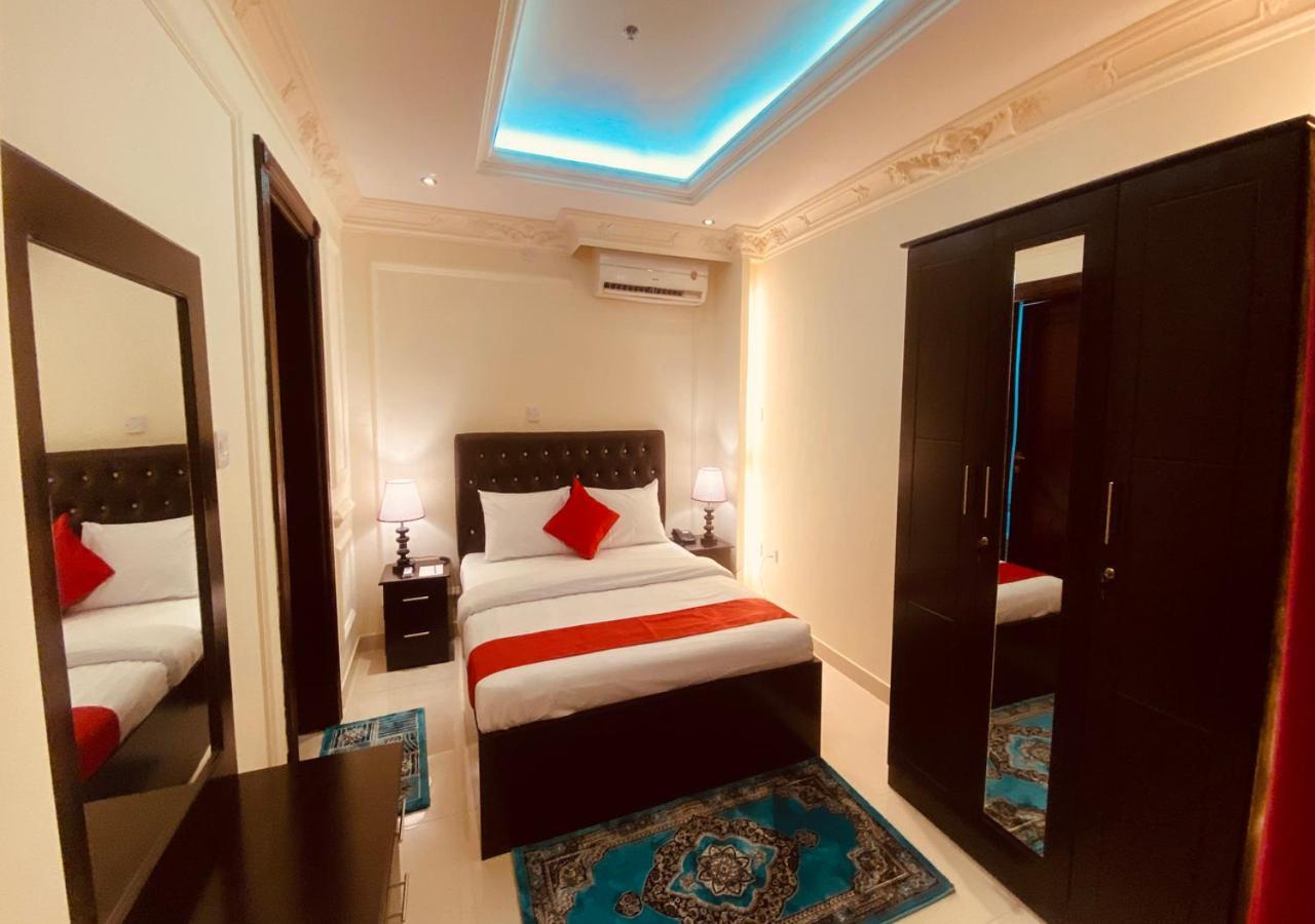 Majestic Hotel Doha Exterior foto